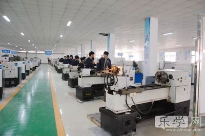 青島中德智能制造工匠學院成立 非學歷職業(yè)技能培訓引領智能制造新篇章